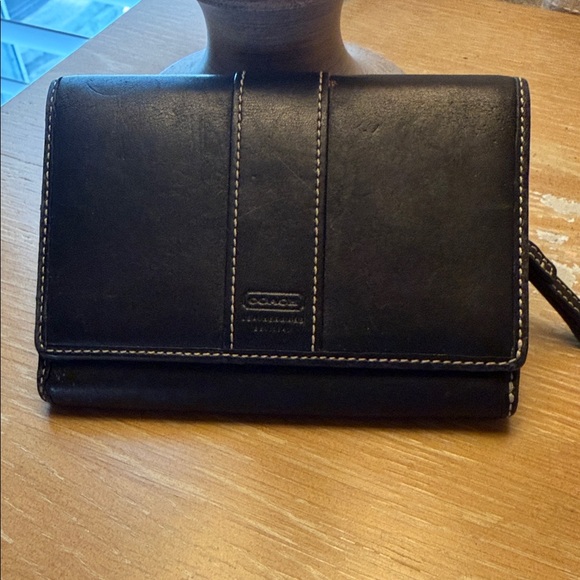 Coach Handbags - Coach Black Leather Tri-Fold Wallet